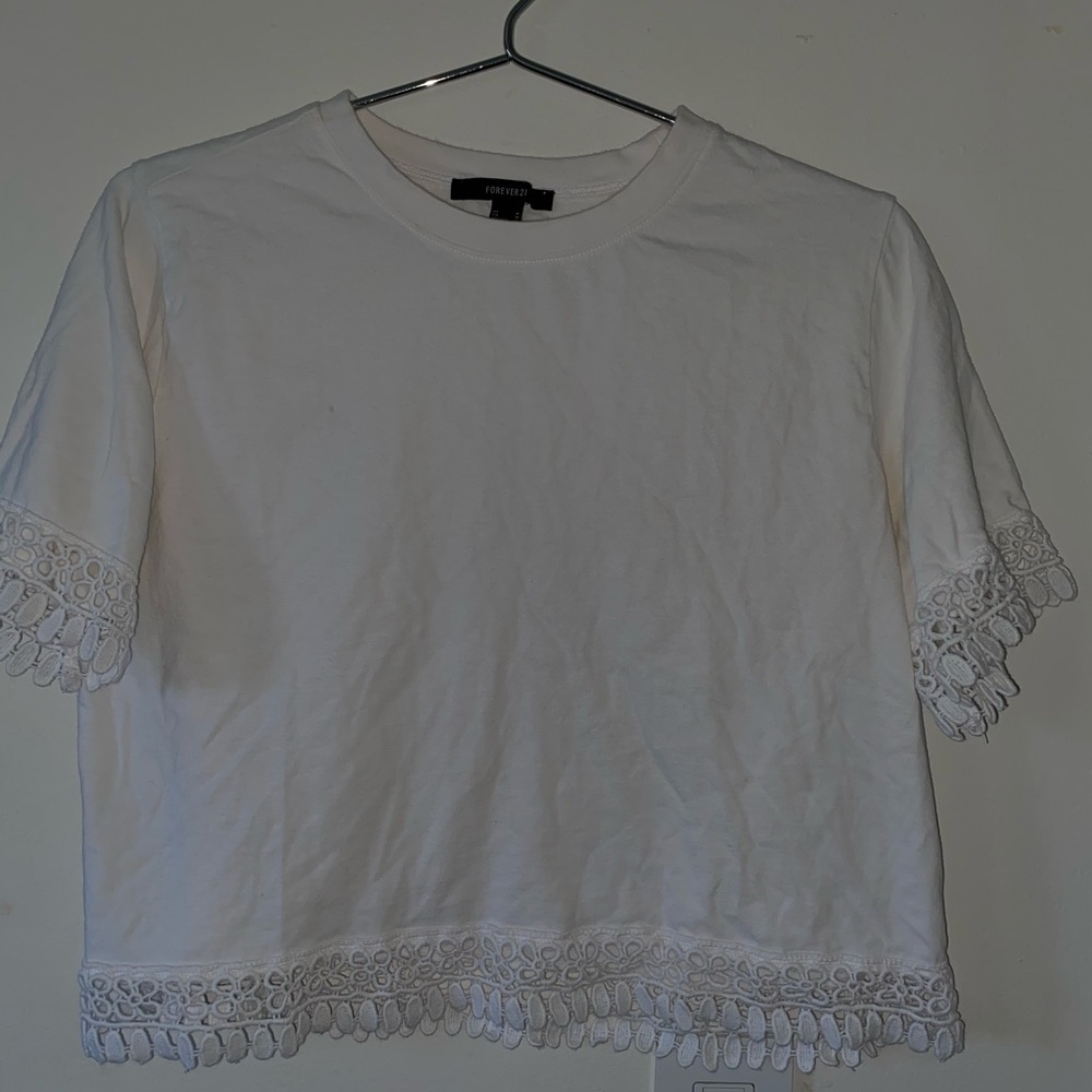 Cute all white top